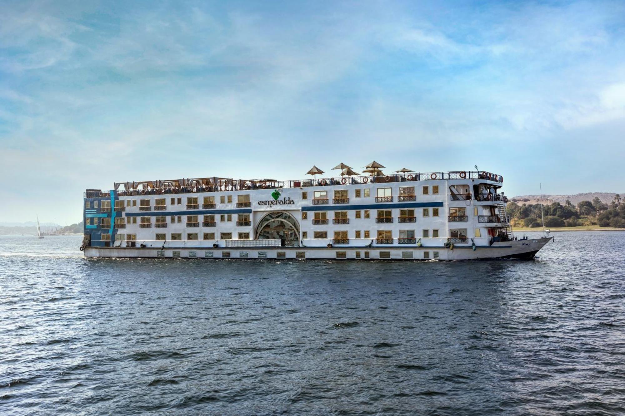 M/S Esmeralda Nile Cruise - 4 Or 7 Nights From Luxor Each Monday And 03 Nights From Aswan Each Friday Exterior photo