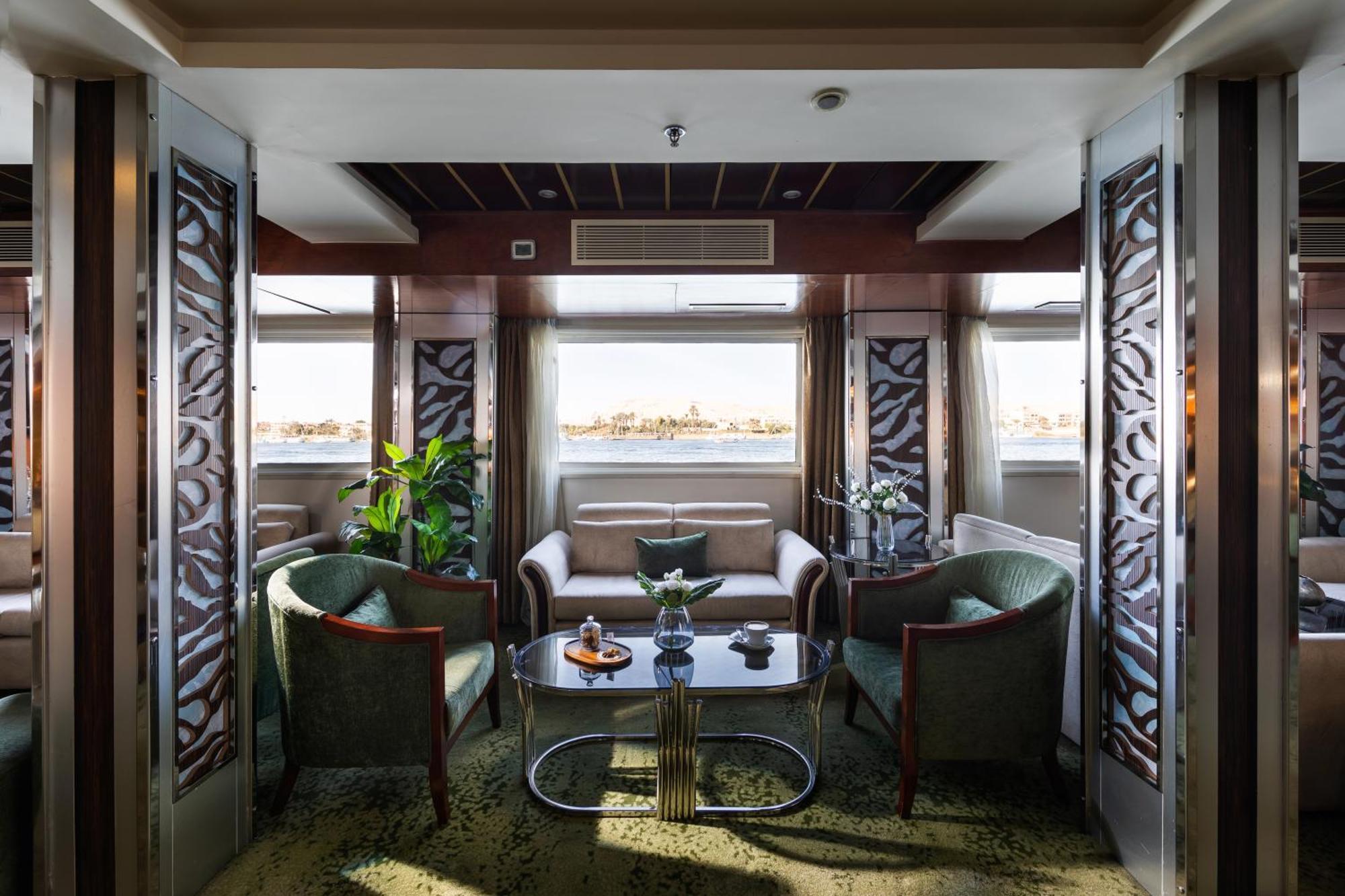 M/S Esmeralda Nile Cruise - 4 Or 7 Nights From Luxor Each Monday And 03 Nights From Aswan Each Friday Exterior photo