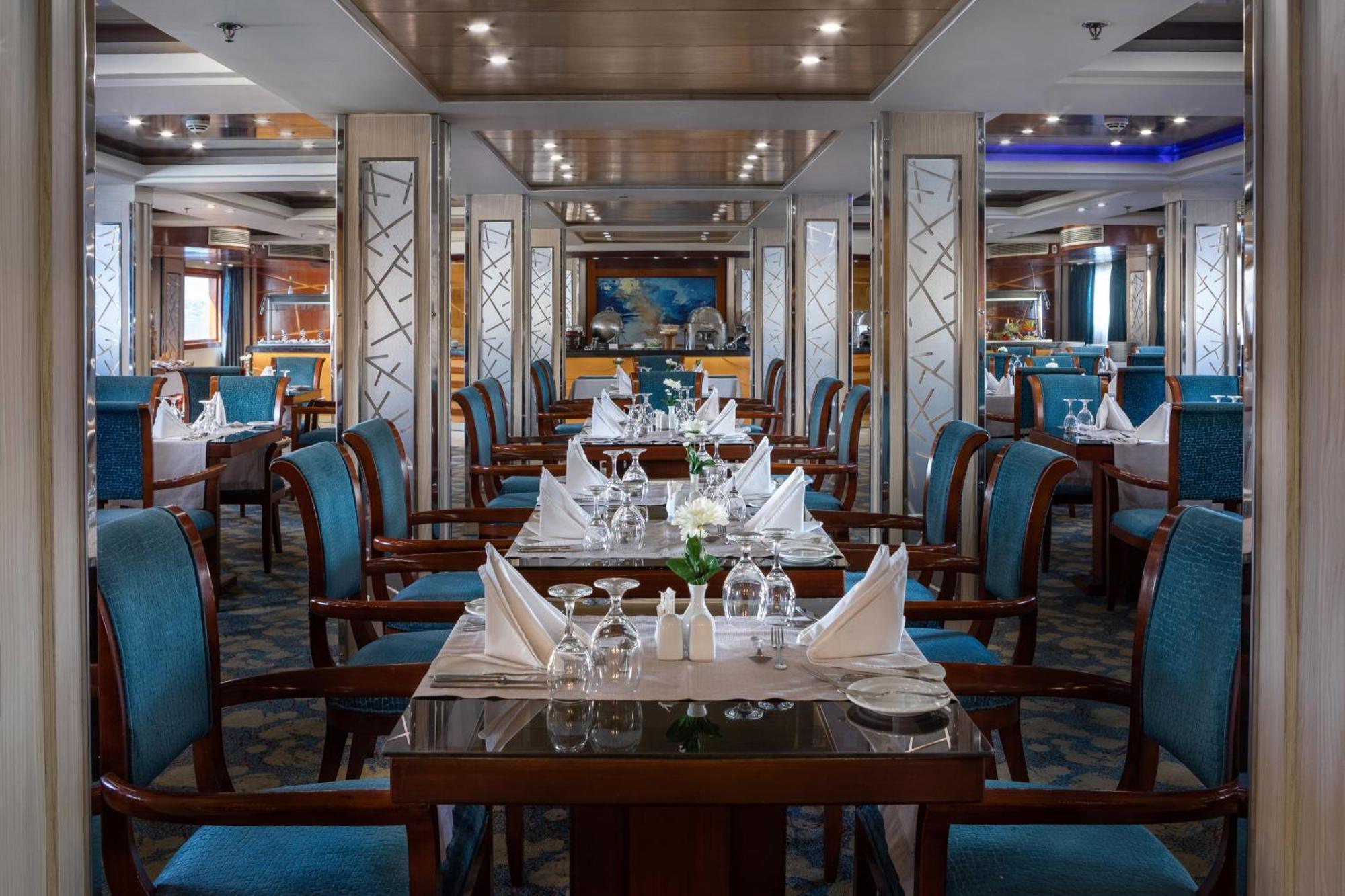 M/S Esmeralda Nile Cruise - 4 Or 7 Nights From Luxor Each Monday And 03 Nights From Aswan Each Friday Exterior photo